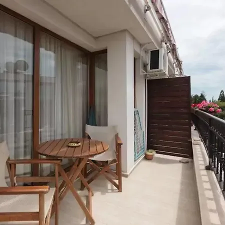 Rich Apartmán